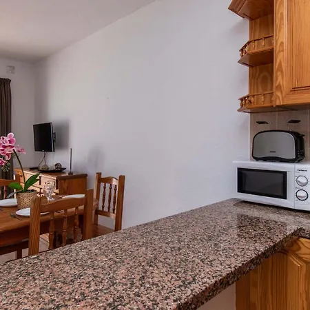 아파트 Blanquitas 3 *